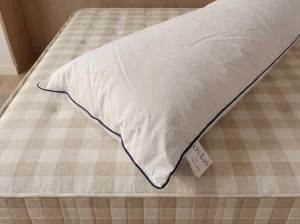 Almohada tacto plumón